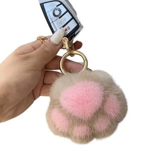 ⭐️Cat Claw Key Chain/Charm⭐️